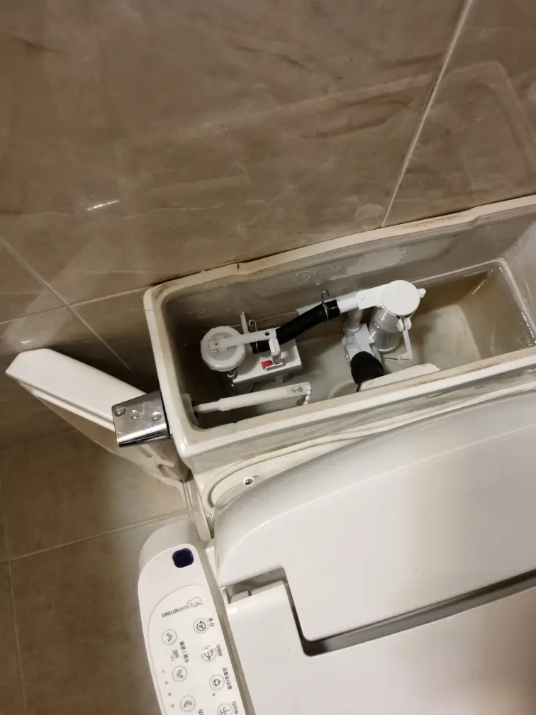 변기 부품 교체의 전문적 시공 과정과 기술적 고려사항